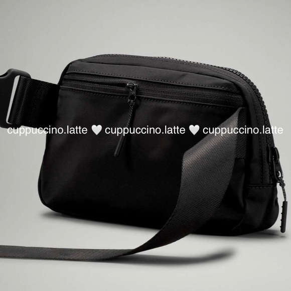 🖤NWT RARE🕸ORIGINAL Lululemon Everywhere Belt Bag in Black/White Grid Pattern - Picture 12 of 15